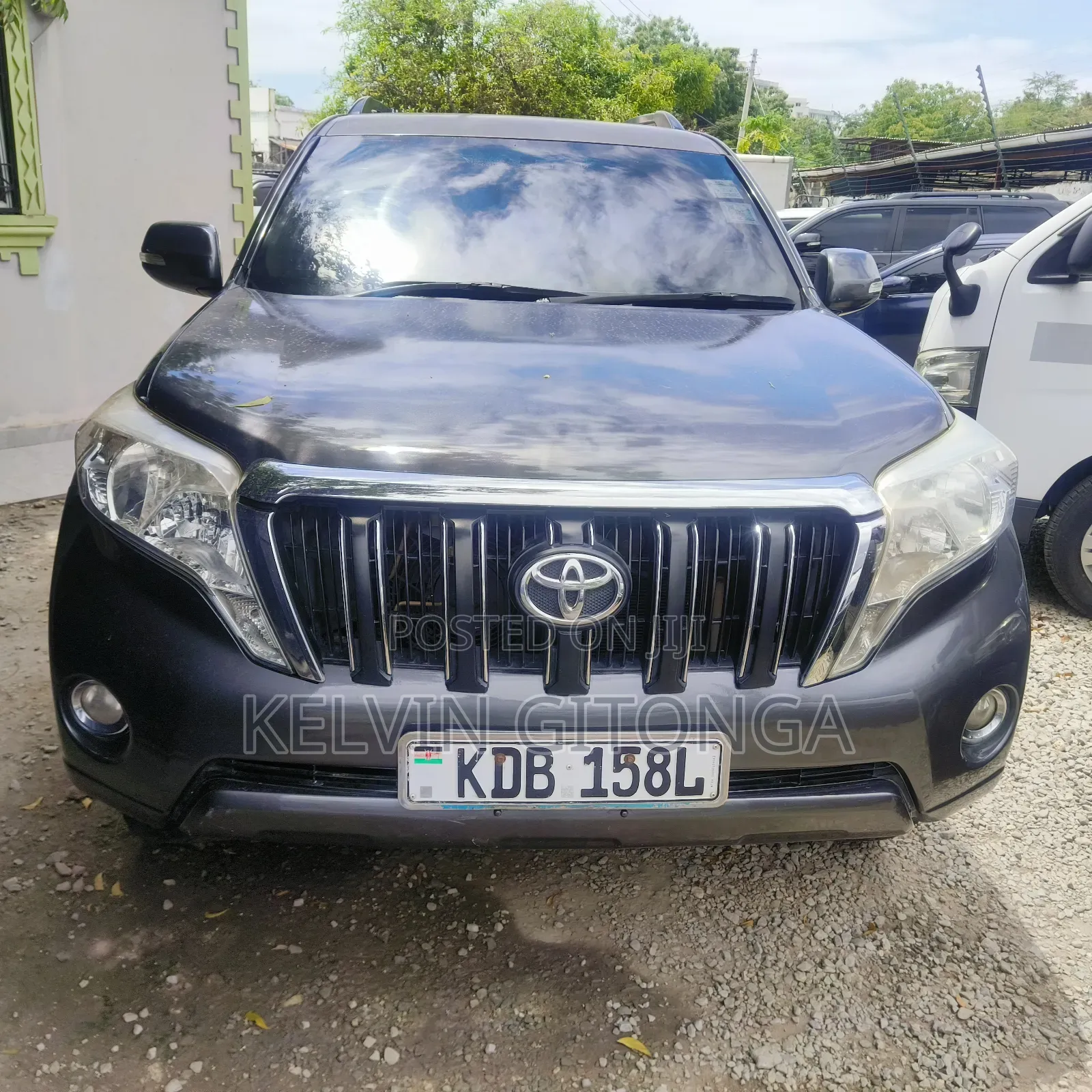 Toyota Land Cruiser Prado 2015 Gray