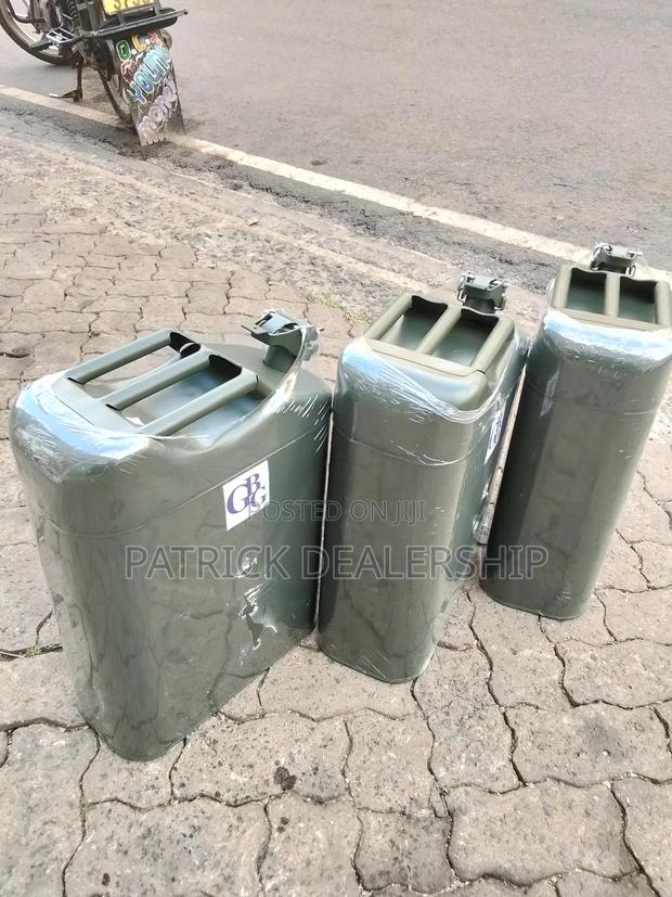 Metallic Fuel Jerry Can - thumbnail 2