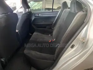 Toyota Axio 2018 Silver