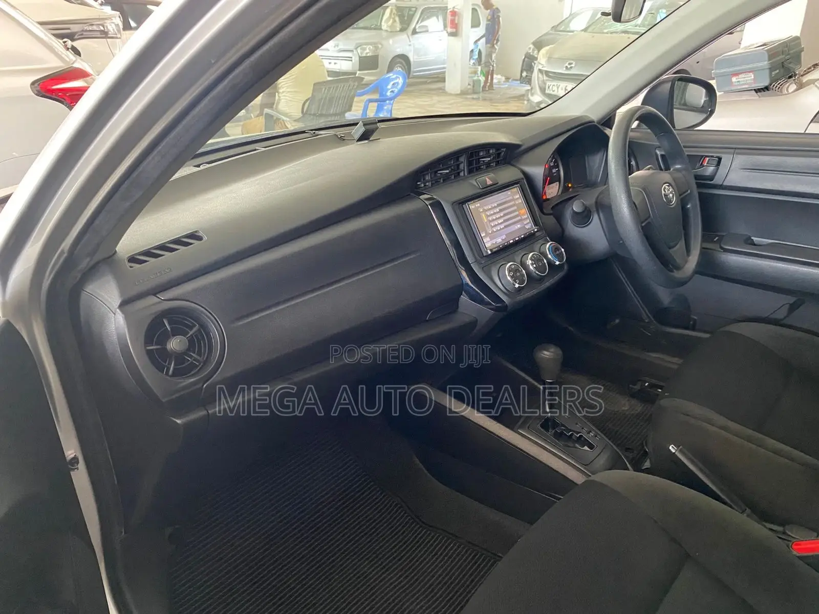 Toyota Axio 2018 Silver