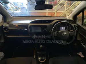 Toyota Vitz 2018 Blue