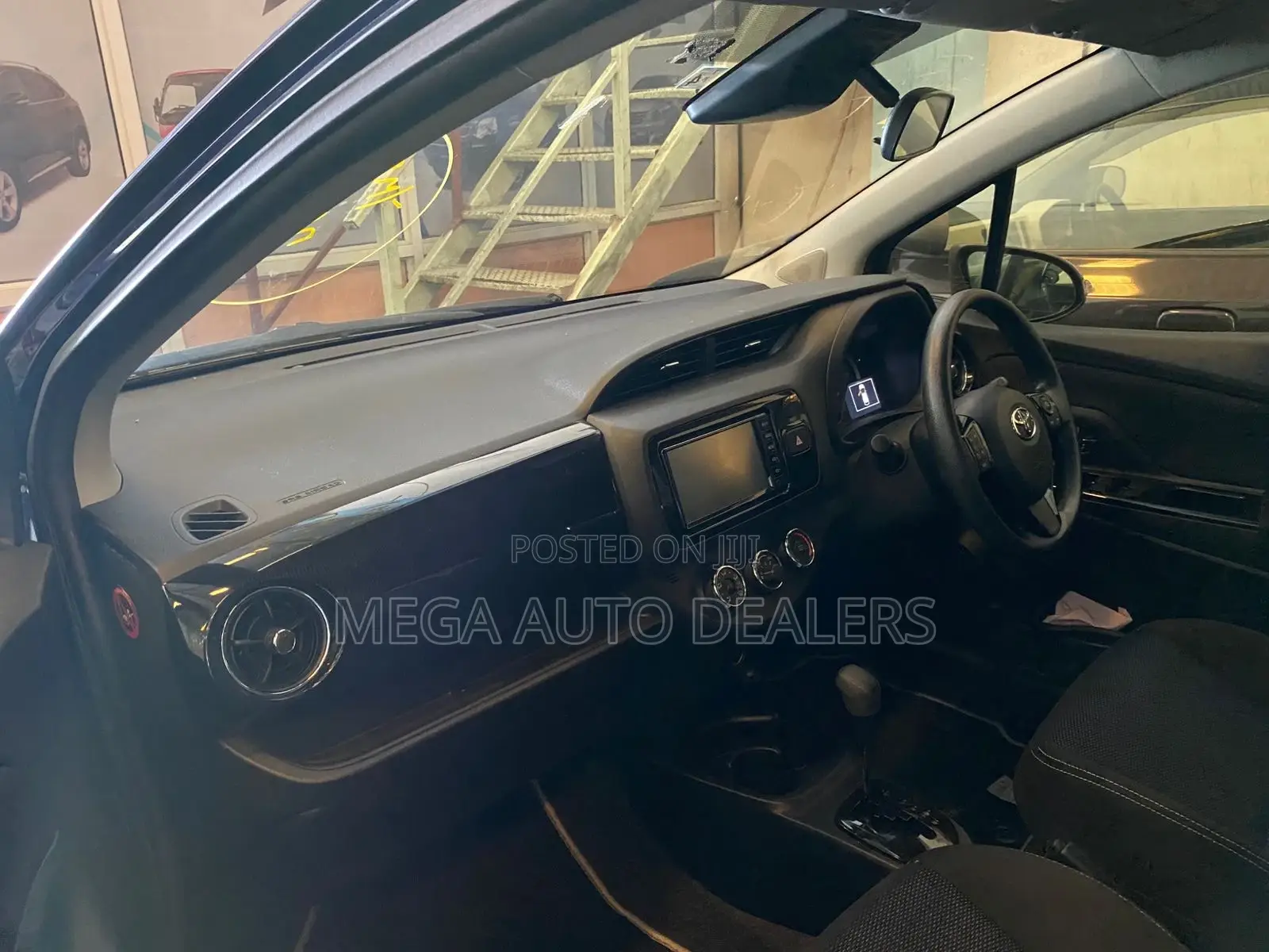 Toyota Vitz 2018 Blue