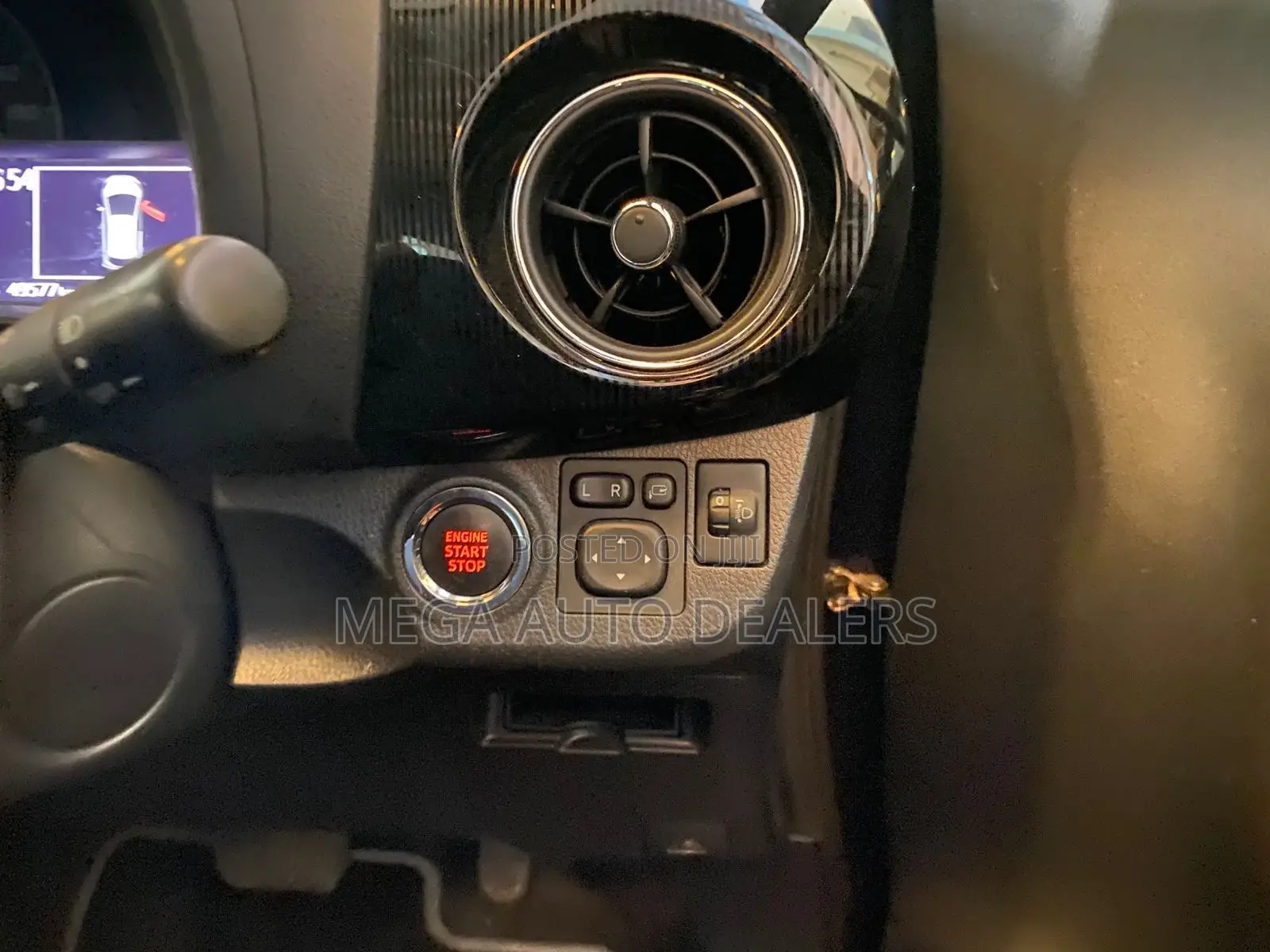 Toyota Vitz 2018 Blue