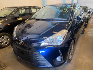 Toyota Vitz 2018 Blue