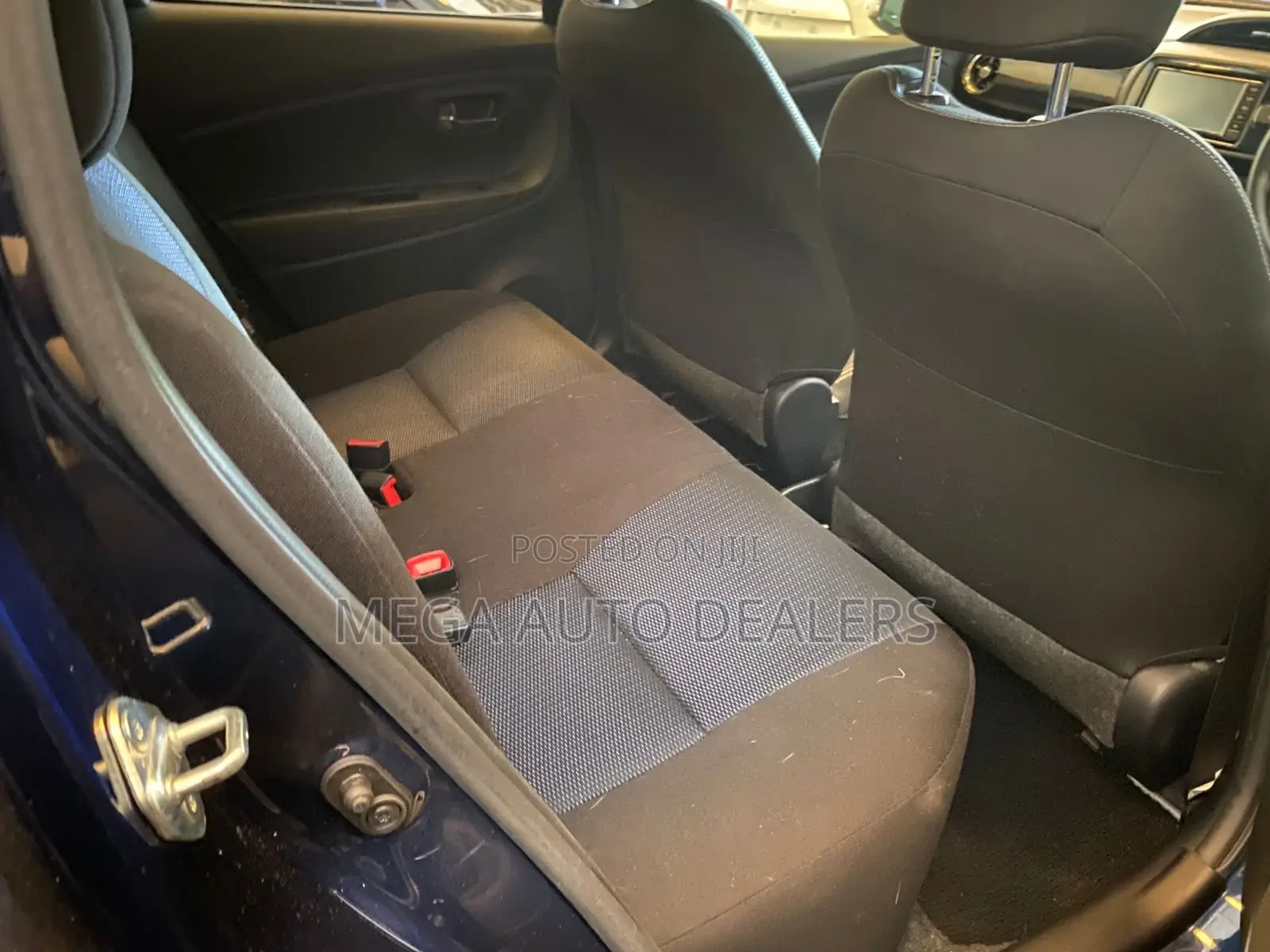 Toyota Vitz 2018 Blue