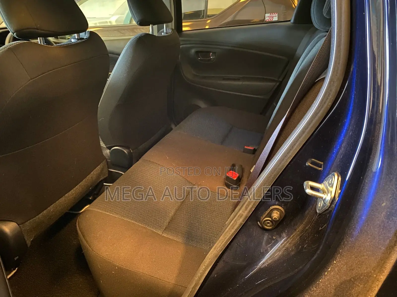 Toyota Vitz 2018 Blue