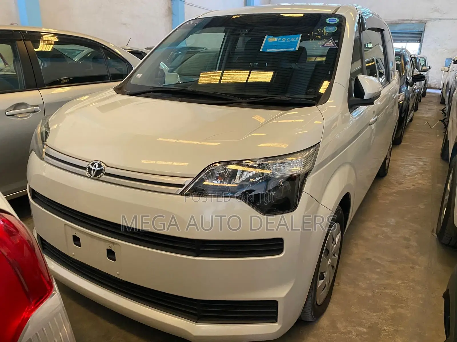 Toyota Spade 2018 White
