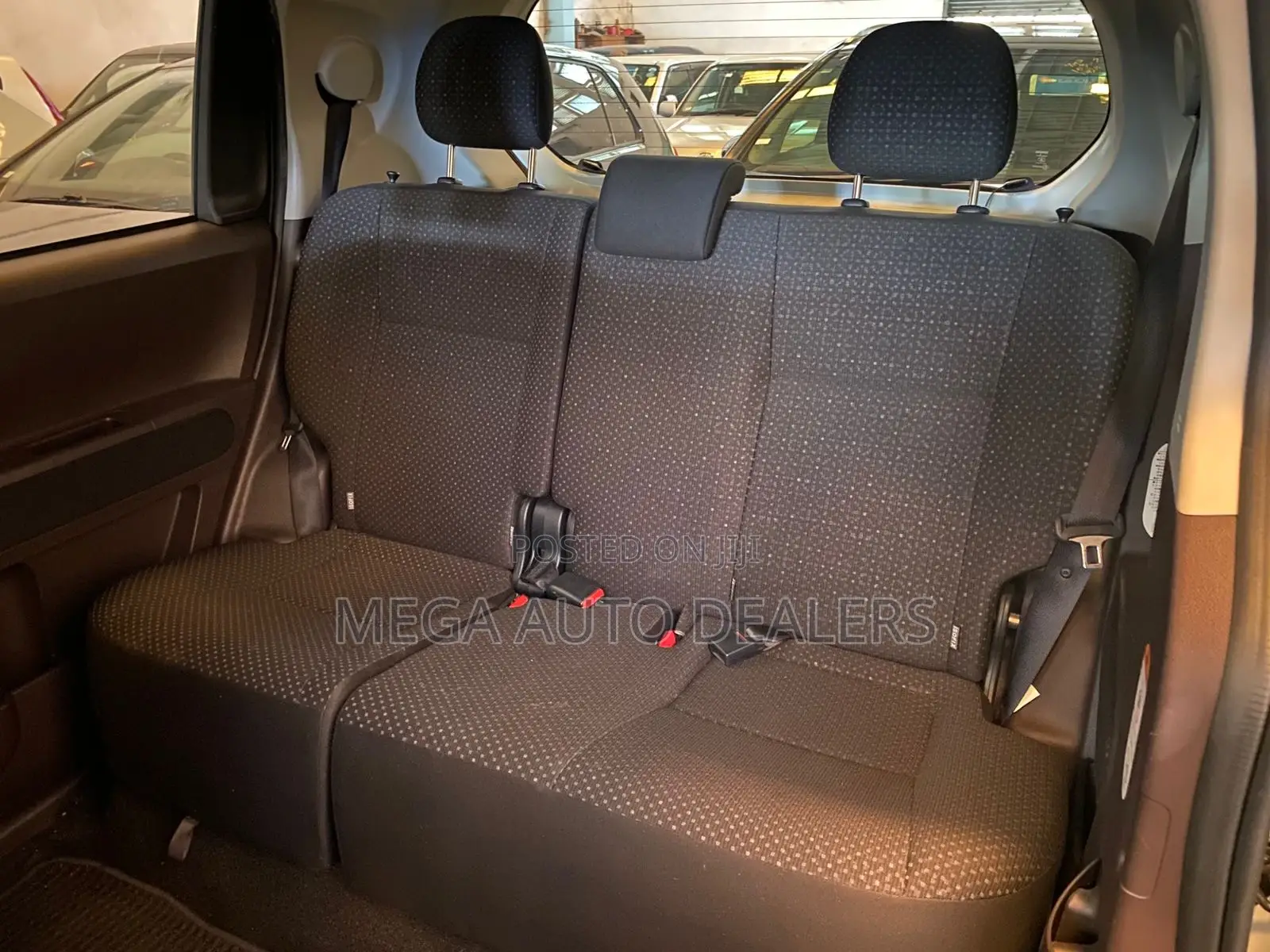 Toyota Spade 2018 White
