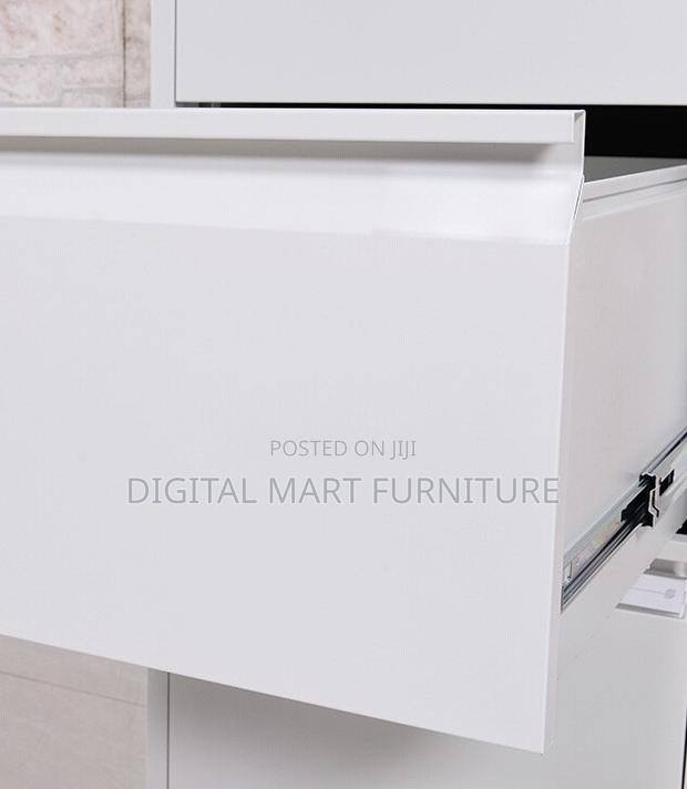 Office Cabinet: Three Drawer Small Steel File Cabinet - thumbnail 6