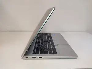 New Laptop HP ProBook 440 G8 8GB Intel Core I3 SSD 512GB