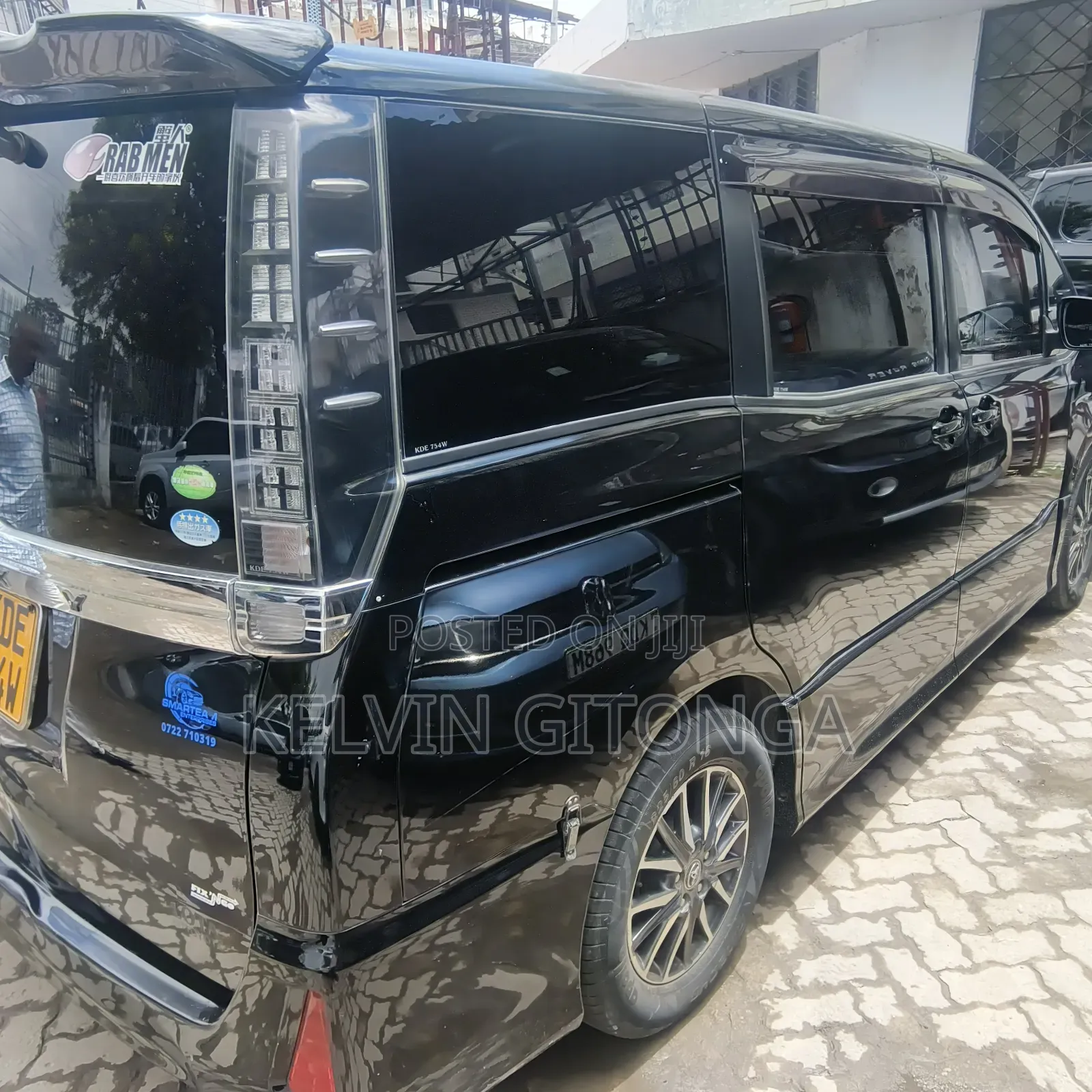 Toyota Voxy SV Premium 2014 Black