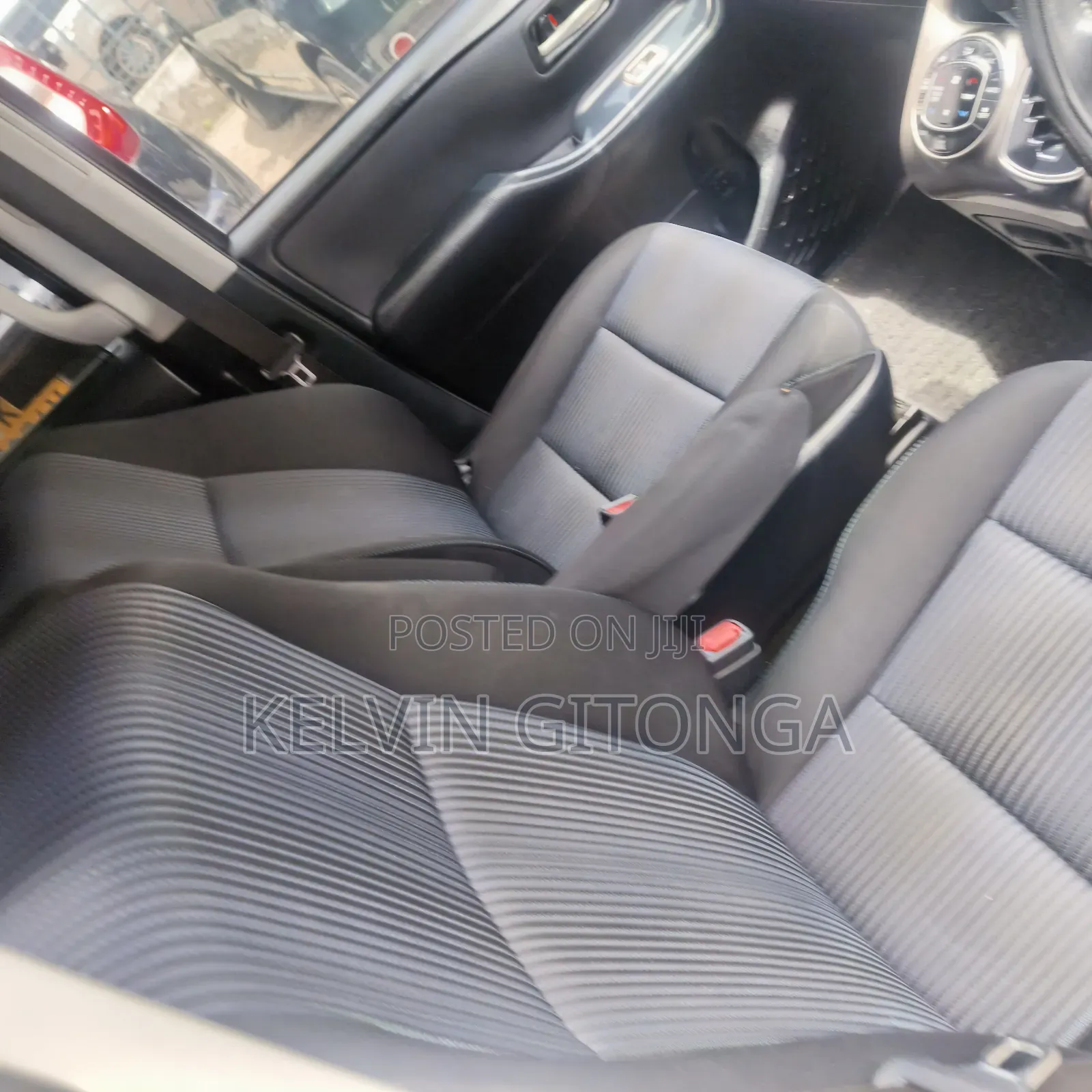 Toyota Voxy SV Premium 2014 Black