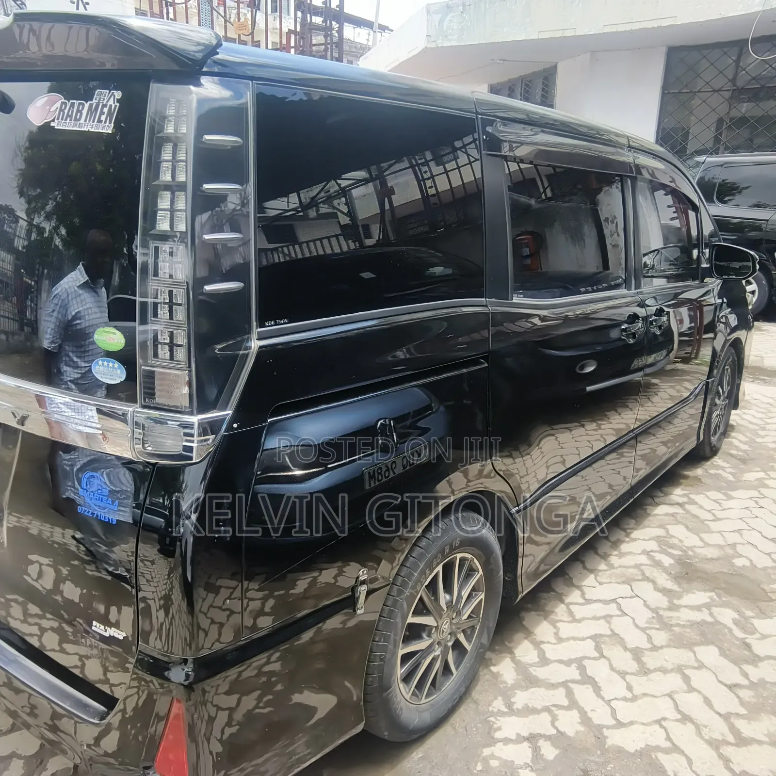 Toyota Voxy SV Premium 2014 Black