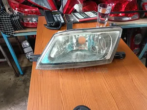 Nissan Ad Old Headlight