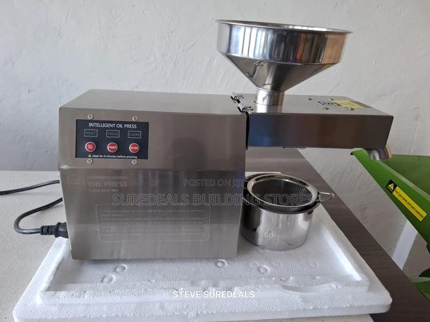 Electric Oil Press Machine. - main view