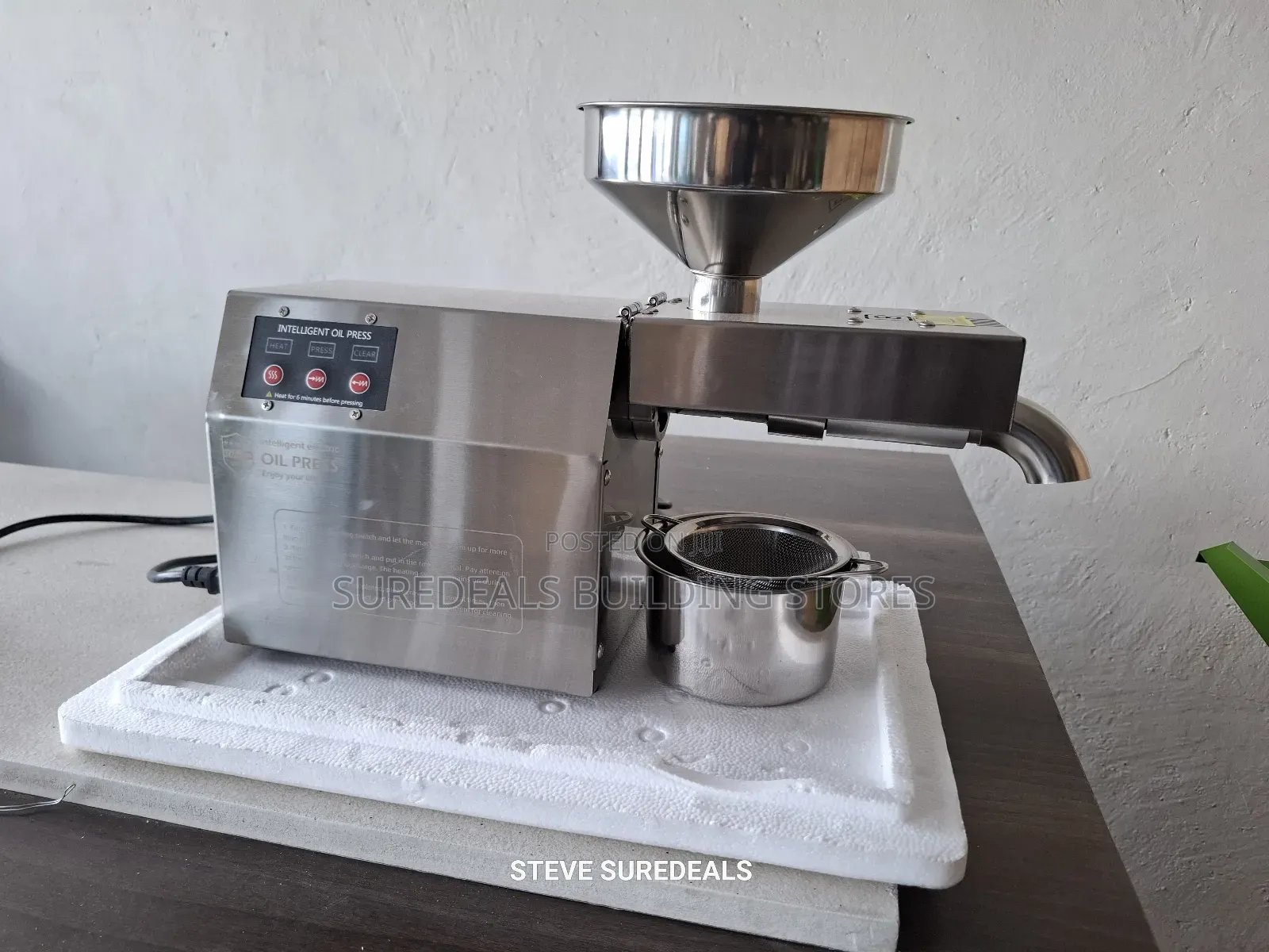 Electric Oil Press Machine.