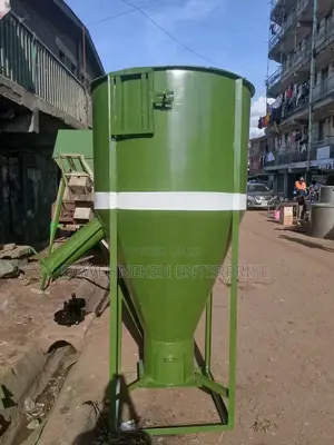 Animal Feed Mixer
