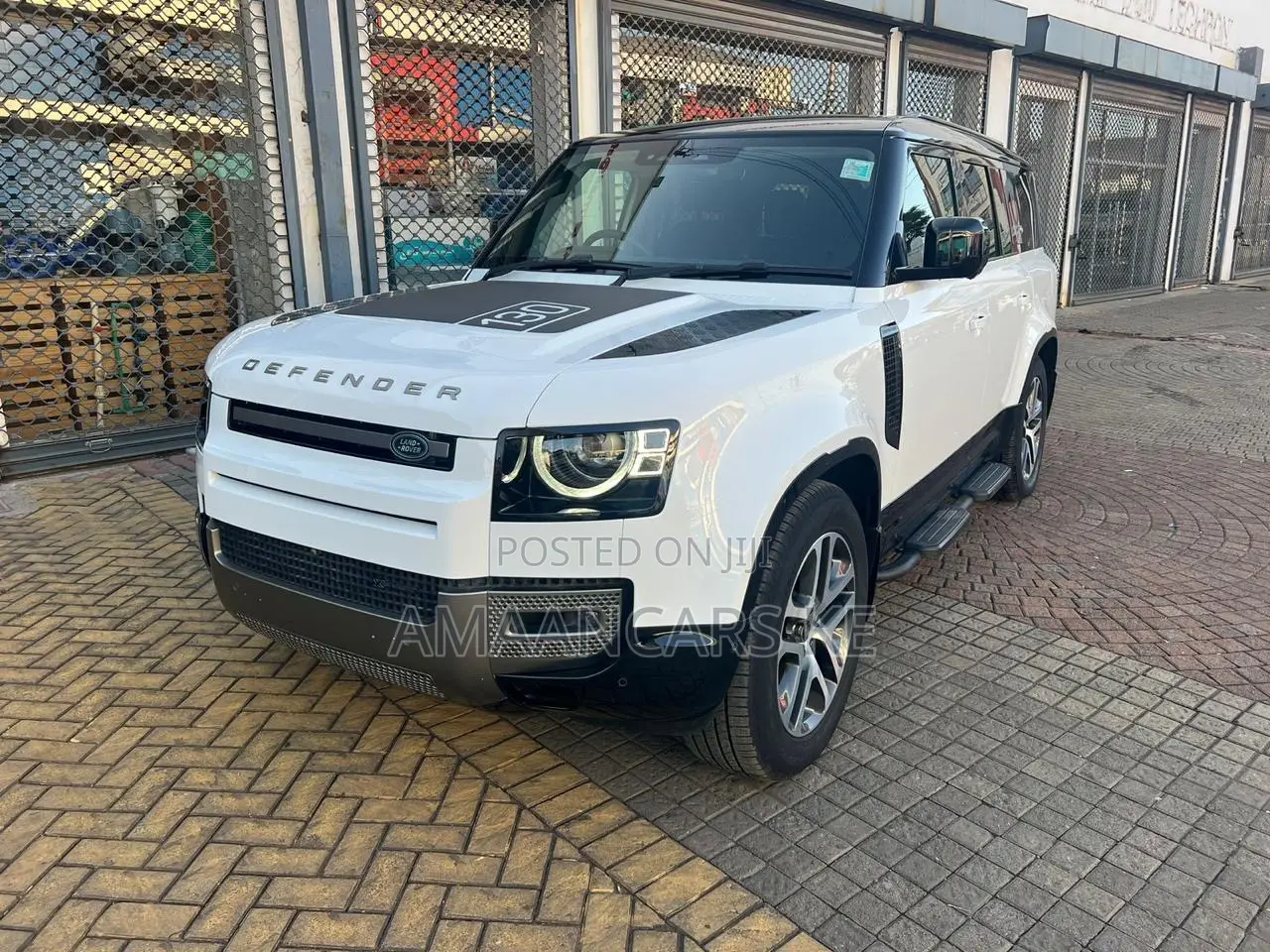 Land Rover Defender 2024 White