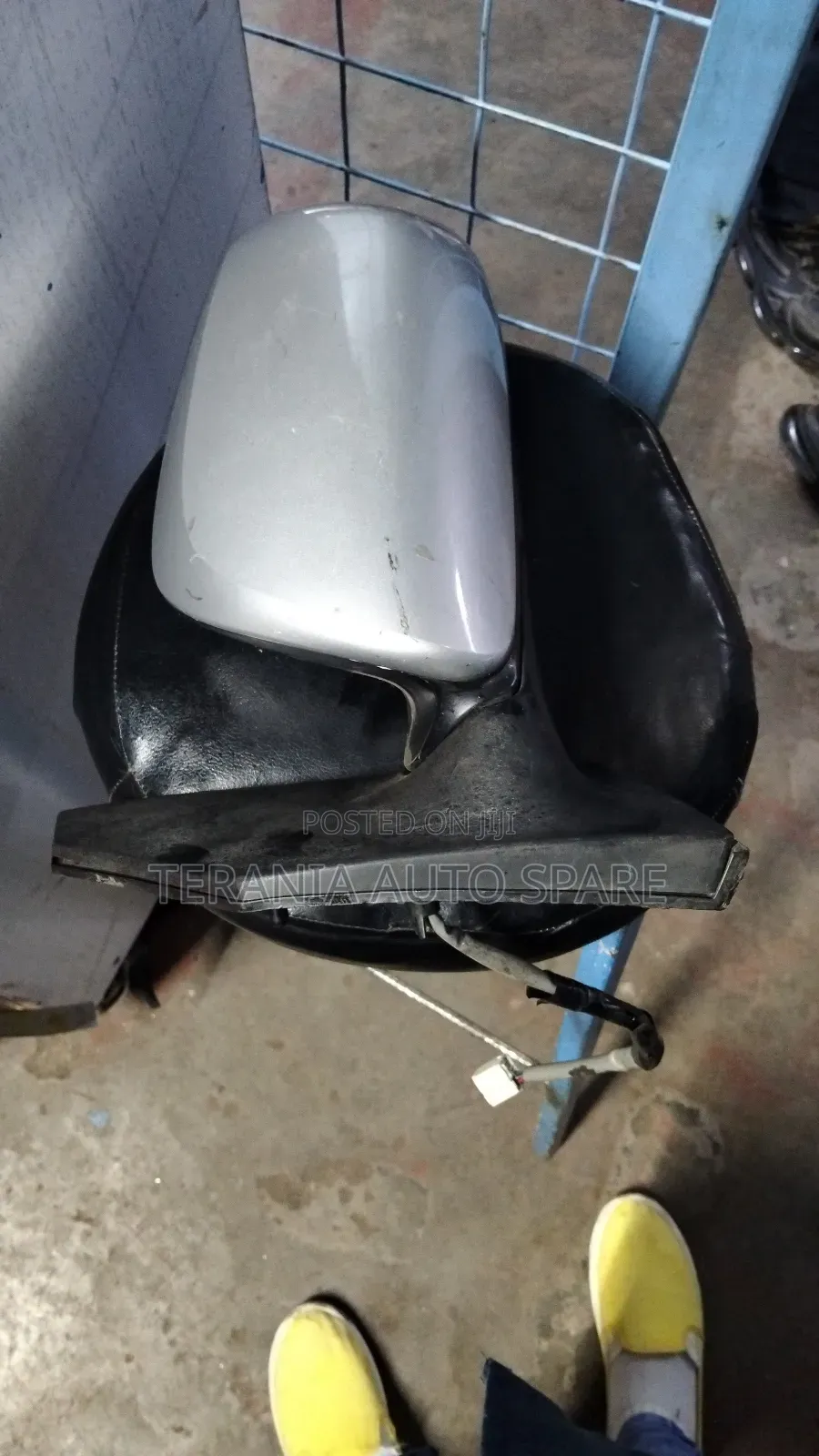 Fielder/Axio 2008 /2010 Side Mirror