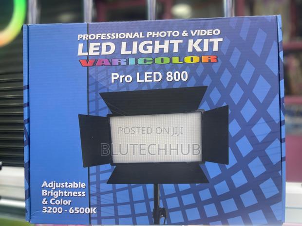 Pro Led 800 Studio Light Kit With Tripod Dual Batteries - thumbnail 4