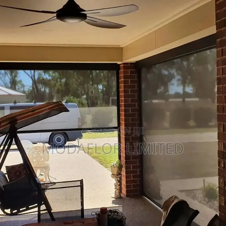 Sun Protection Style Combined – Premium Sunscreen Roller Blinds”
