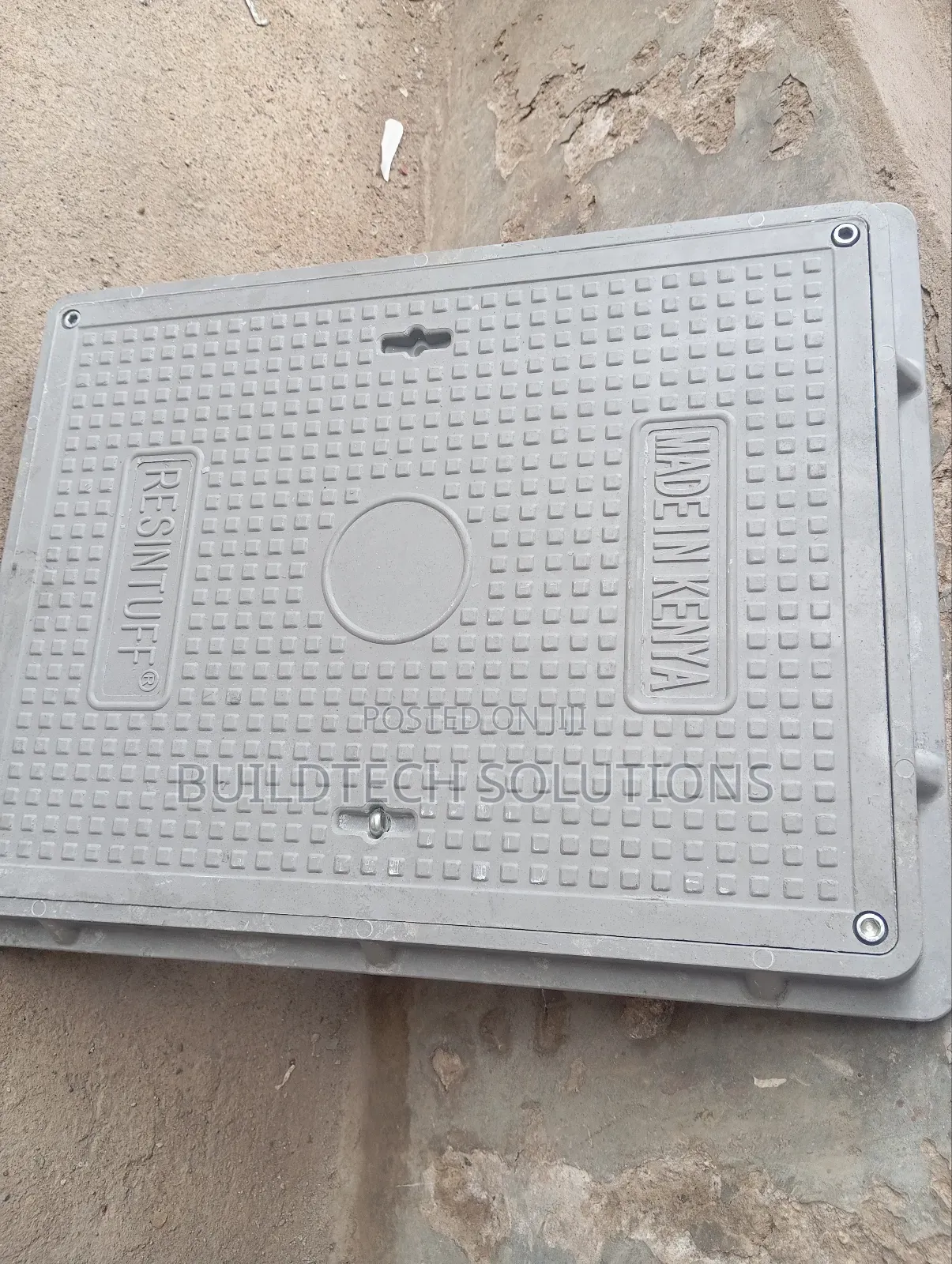 450×600mm Locable Reinforced Fibre Manhole Cover