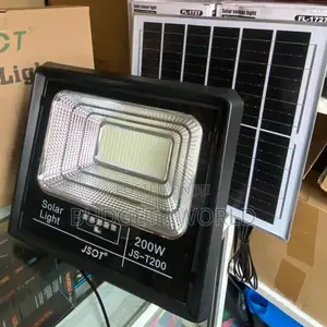 160 Lumens Per Watt 200w Solar Floodlight Energy-Efficient Lighting
