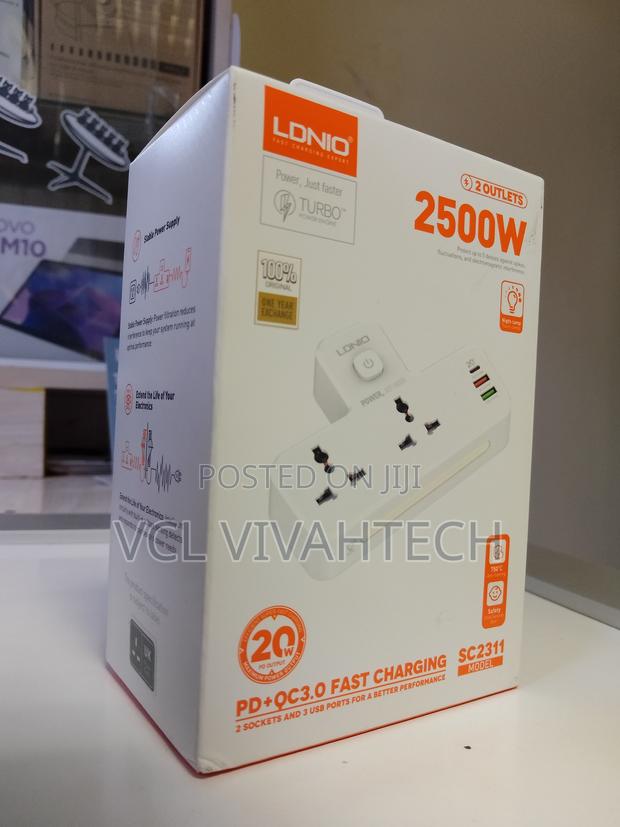 Ldnio Portable Extension 2 Way With (Night Lamp)
