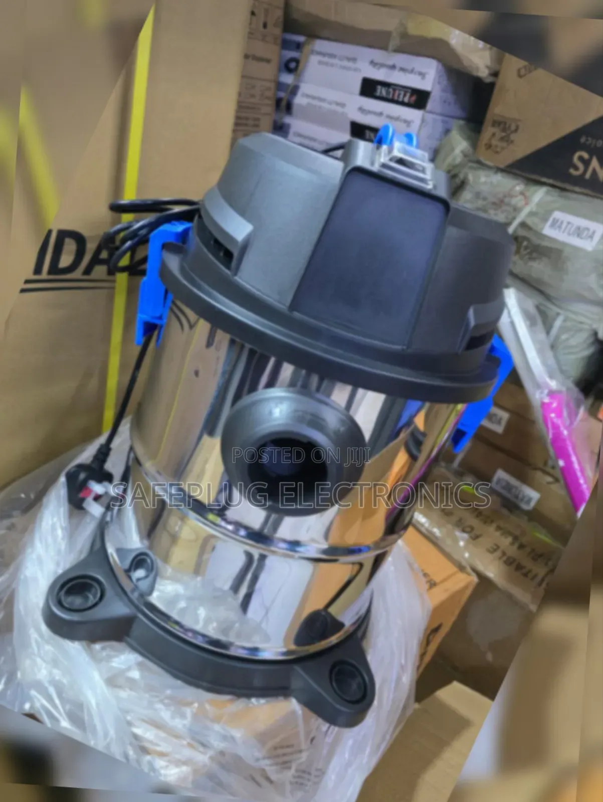 Premier 25 Litres Vacuuming Cleaner