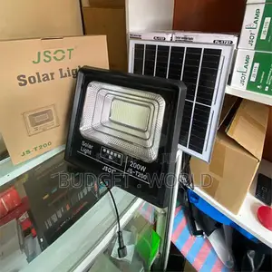 Solar Charging System Security Lights Upto 15hrs Working Time 200w