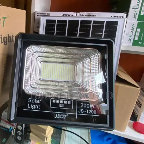 Solar Light 200w Dusk to Dawn 180degree Energy Saving Solar Floodlight
