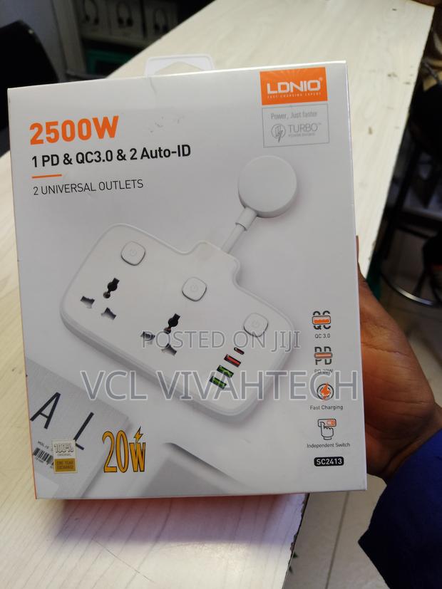 Ldnio Portable 2 Universal Outlets Sc2413