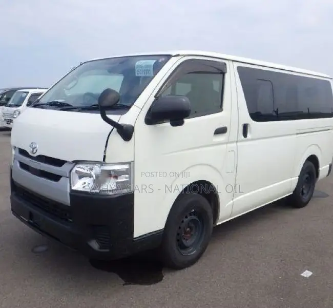 Toyota HiAce 2018
