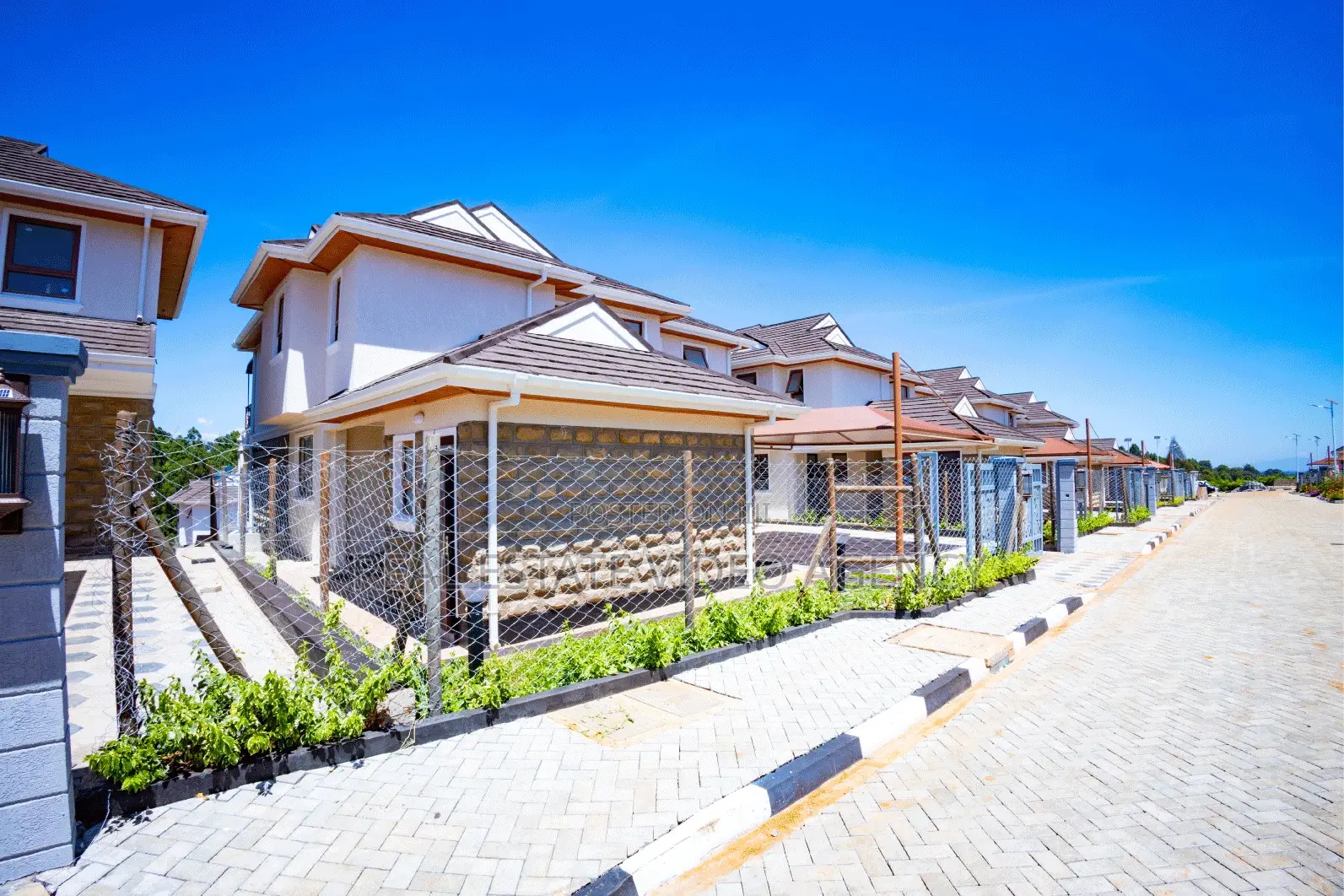 Real Estate Video Production(Reels. Housetours, Drone)