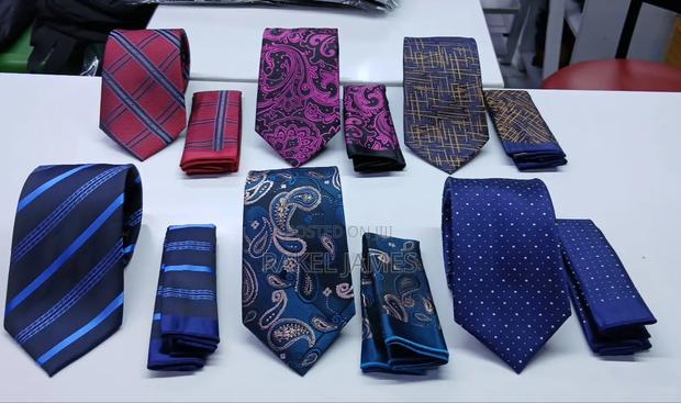 Medium Ties With Pocket Square - main view