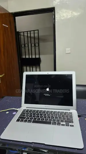 Laptop Apple MacBook Air 2017 8GB Intel Core I5 SSD 256GB