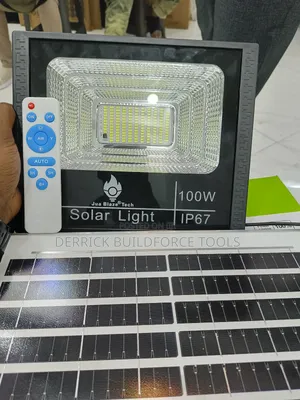 Jua Blaze 100w Solar Flood Light