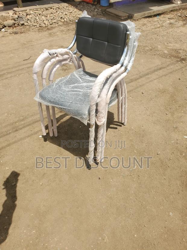 Cfa Armrests Office Chairs - thumbnail 3