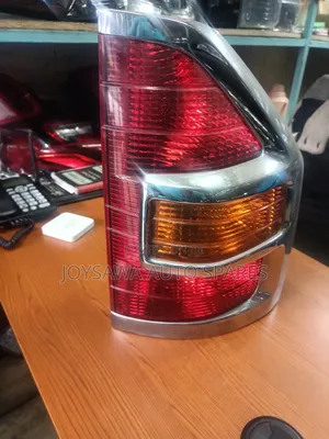 Mitsubishi Pajero 2005 Taillight
