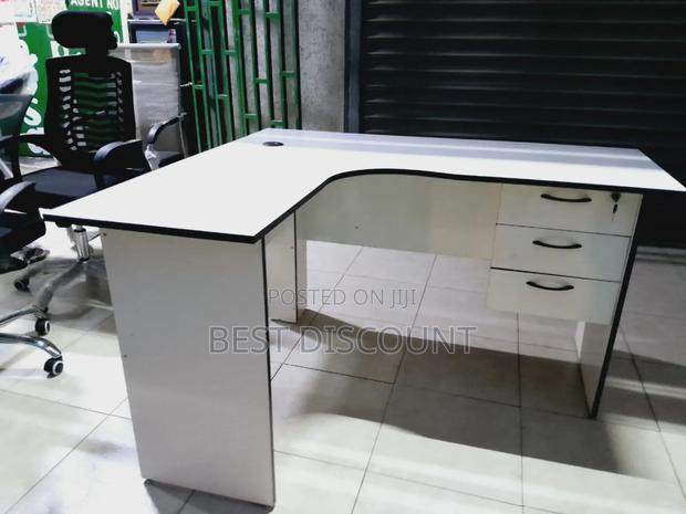 Modern L-Shaped Office Desk - main view
