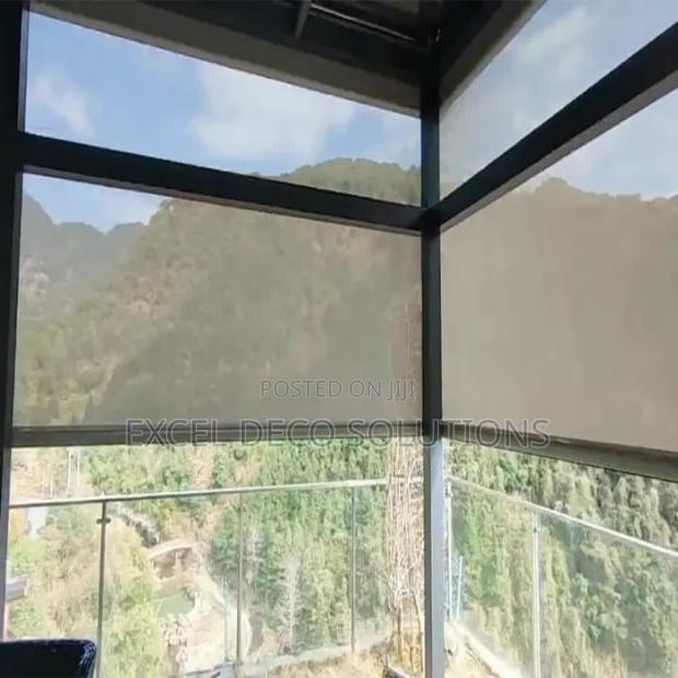 Sunscreen Roller Blinds – Ultimate Convenience - main view