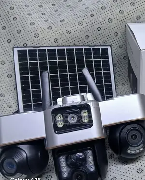 4g Wireless Outdoor Connectivity Solar Light Triple Lens