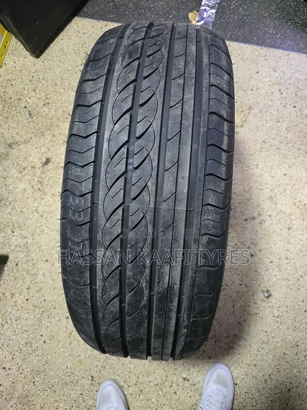 275/55r20 Centra Tyre(Ht) - thumbnail 2