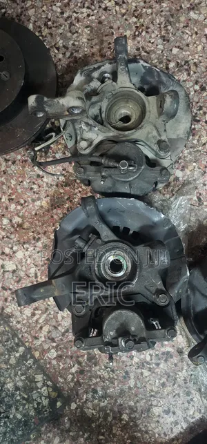 Voxy/ Noah 4wl Front Hubs Well Maintained