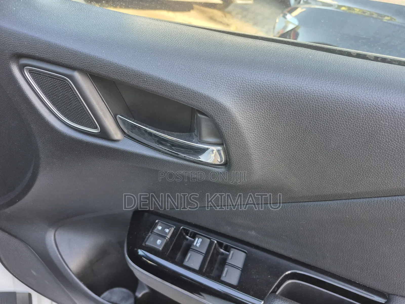 Honda Grace 2018 White