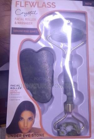 Facial Roller for Reducing Wrinkles - thumbnail 2