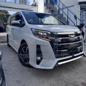 Toyota Noah 2.0 FWD (8 Seater) 2020 White