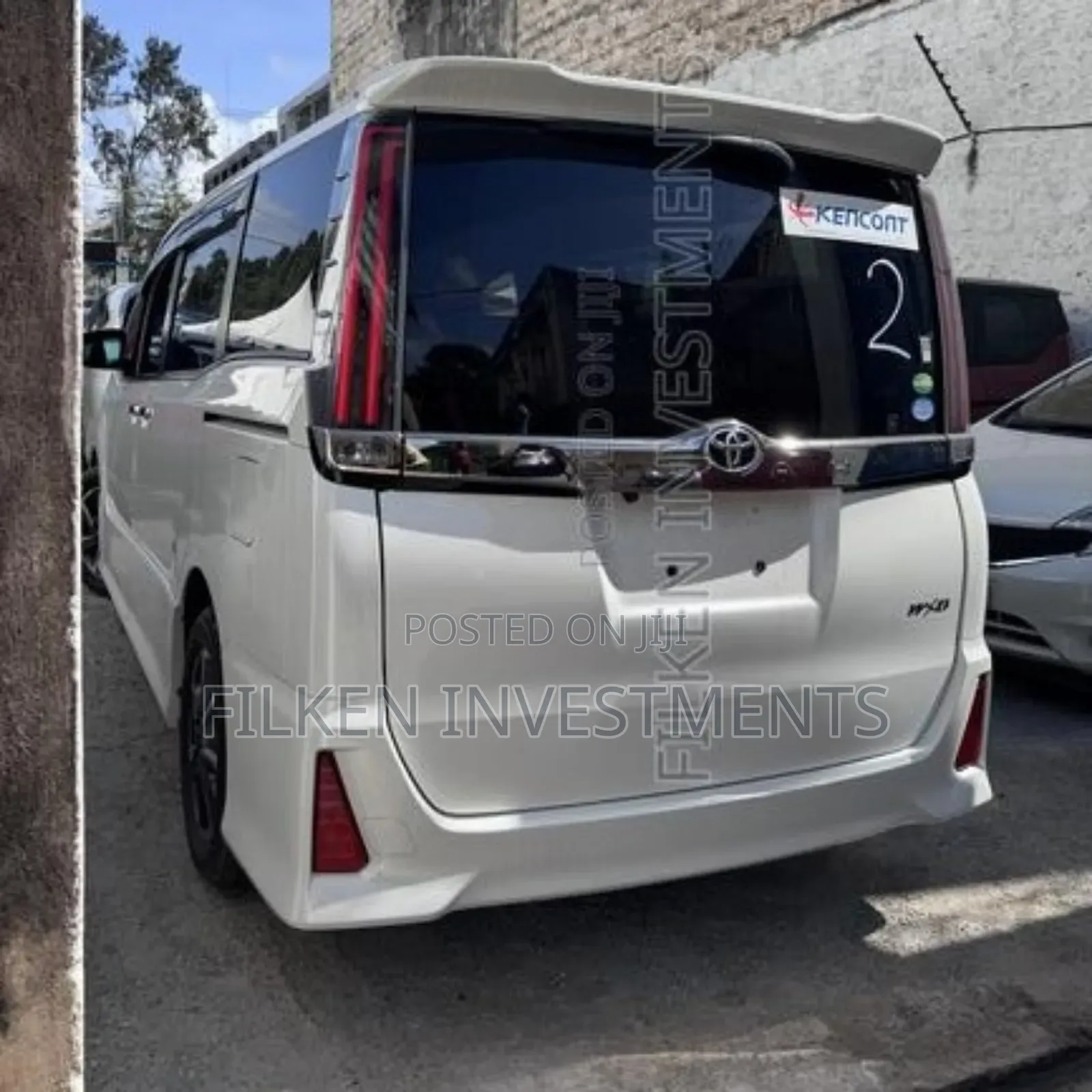 Toyota Noah 2.0 FWD (8 Seater) 2020 White