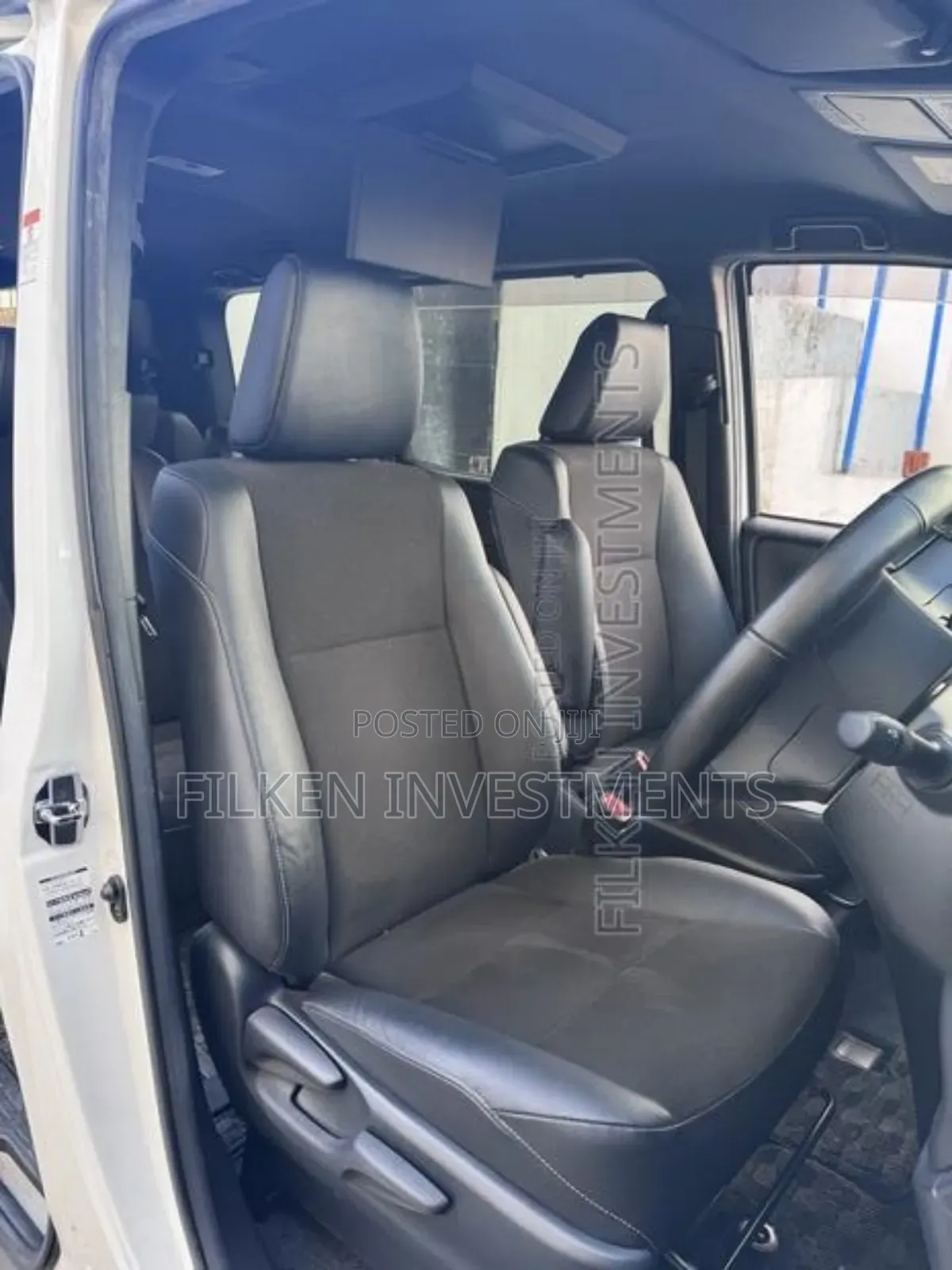Toyota Noah 2.0 FWD (8 Seater) 2020 White