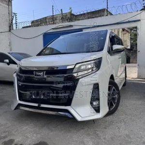 Toyota Noah 2.0 FWD (8 Seater) 2020 White